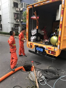 闵行区吴中路高压清洗管道、清理各种污水池等