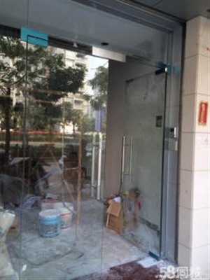 西安玻璃门玻璃隔断维修定制安装