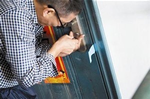牡丹江市上门开保险柜锁维修保险箱开锁随时等你来电