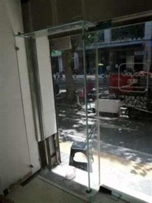 西安厂家安装维修玻璃门，自动感应门