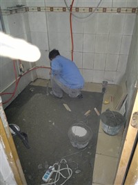 南宁市新城区卫生间漏水补漏维修公司  新城区卫生间渗水堵漏