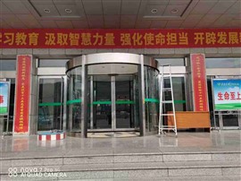 盘锦两翼自动旋转门维修维保改造系统销售全门电器配件。