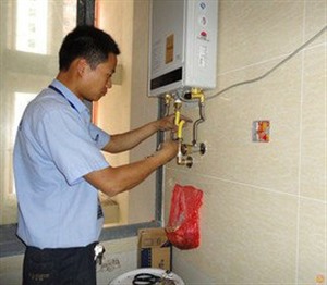 武汉博世热水器维修电话-全国统一报修热线
