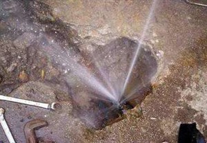 西安卫生间地暖漏水-分水器漏水|换分水器|莲湖区维修中心
