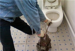 永嘉瓯北疏通马桶电话_专业疏通师傅快速上门【不通不收费】