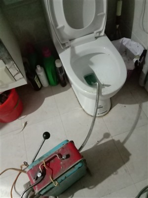 淮北市国购东区上门疏通厕所马桶卫生间-不通不收费！