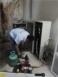 郑州经开区格力空调维修移机清洗加氟电话（格力24小时报修热线