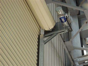 灞桥区安装卷闸门，灞桥区卷闸门维修电话，灞桥区修卷闸门电话