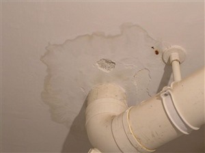 历城平台漏水维修-洗手间漏水维修仪器检测漏水