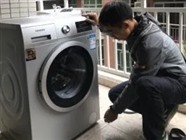 安阳美的洗衣机维修电话（24小时服务）美的洗衣机全国400报修热线