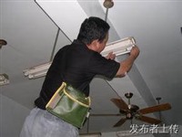 东西湖区竹叶海舵落口电路维修电工 维修电路插座灯具开关电工