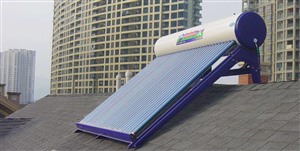 漳州市四季沐歌太阳能热水器维修电话报修热线四季沐歌维修点