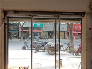杭州临江商贸大厦附近安装玻璃门 办公室玻璃门安装电话