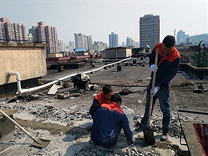 兰州飘窗漏水维修（21年防水经验）天沟防水处理