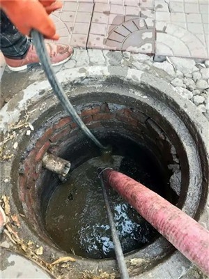 扬州西湖镇工厂雨水管网清淤 化粪池清底施工方案