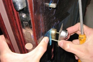 綦江县配汽车钥匙   修锁保险柜开锁方法