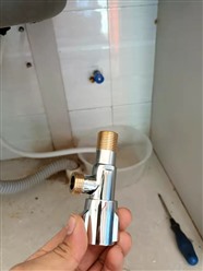 聊城开发区振华附近上门维修断角阀，专业修水管，断龙头