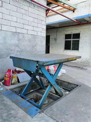 深圳光明区小型液压平台机漏油维修