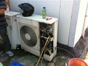 顺义空调维修 空调加氟清洗 电话