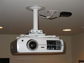 蚌埠上门安装电视监控摄像头投影仪无线网机顶盒全市可达快速专业