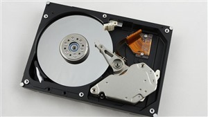 台式机电脑硬盘坏了在青岛维修硬盘顺便做数据恢复多少钱