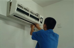 漳州市美的空调常见故障维修电话，就近上门，清洗/拆装等服务