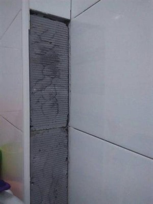 天津河西区卫生间瓷砖脱落，怎么维修？