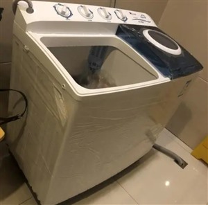 漳州市小天鹅商用/家用洗衣机就近上门维修电话，24小时报修服