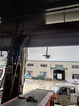 滨州专业维修安装卷帘门车库门更换电机