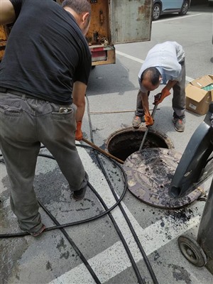 平度市管道清淤 化粪池清理 高压清洗管道。