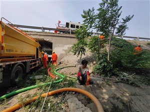 北京高压水车、污水池清掏、抽粪化粪池清理抽粪车出租