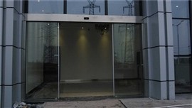 武汉安装松下感应门、多玛自动门维修、安装玻璃门维修