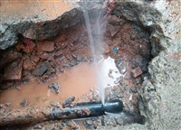 上海闸北区地下管道爆管维修 自来水管漏点定位