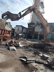 深圳酒店设备回收活动板房拆除回收大型中央空调机组电梯拆除