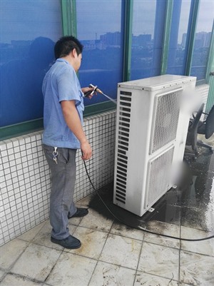郑州市各区海信空调服务电话，空调维修，空调加氟清洗服务