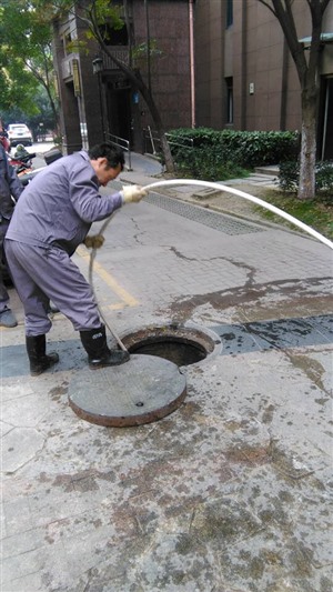 济南天桥区通下水道 污水井疏通 清理化粪池电话
