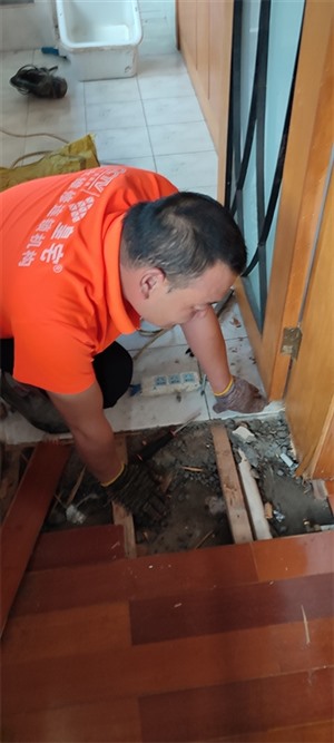江阴市工程防水堵漏外墙渗水漏水维修多年防水补漏经验