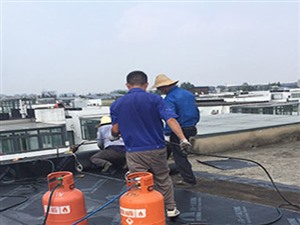 福州屋顶防水补漏（20年不漏水）专业天沟漏水维修电话