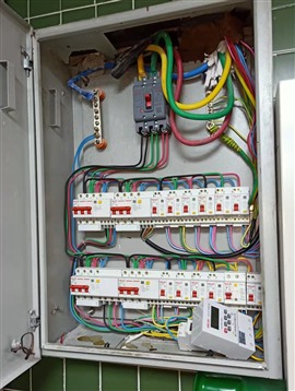 苏州24 小时维修电路漏电短路灯具插座布线打孔水电安装