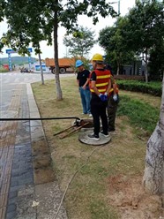 南京市政管道清淤及管道CCTV检测和油污管道清洗