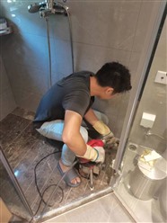 中山东凤张师傅疏通马桶 蹲坑 地漏                                           