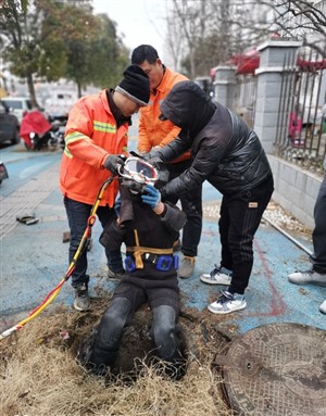 郑州辛店镇化粪池清理24小时快速上门服务