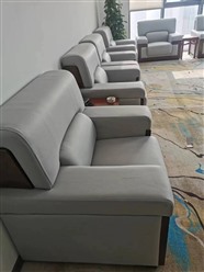 呼和浩特市沙发翻新维修床头软包定制真皮沙发维修翻新