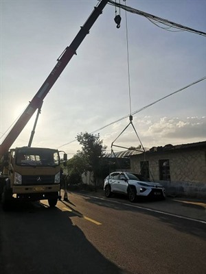 海东地区高速上拖车救援电话 24小时拖车救援