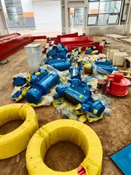 咸阳秦都区液压货梯微信，液压导轨货梯、液压导轨链条式货梯销售 维修 保养