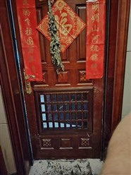 济南维修防盗门师傅，济南修门维修门框松动