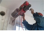 西安斜口敲墙打洞找开孔师傅墙面打孔师傅电话号码