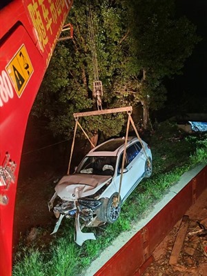 石家庄裕华区救援拖车-道路救援拖车服务费用
