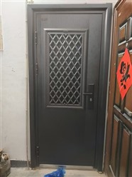 济南防盗门改通风窗攻略，济南修门安装通风窗指南