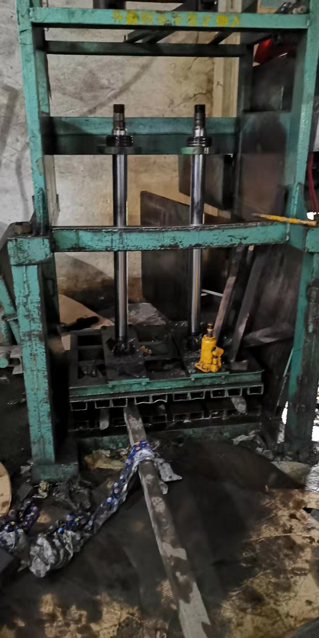 部门联合承运商提前做好各线路和运输方式的应急储备工作